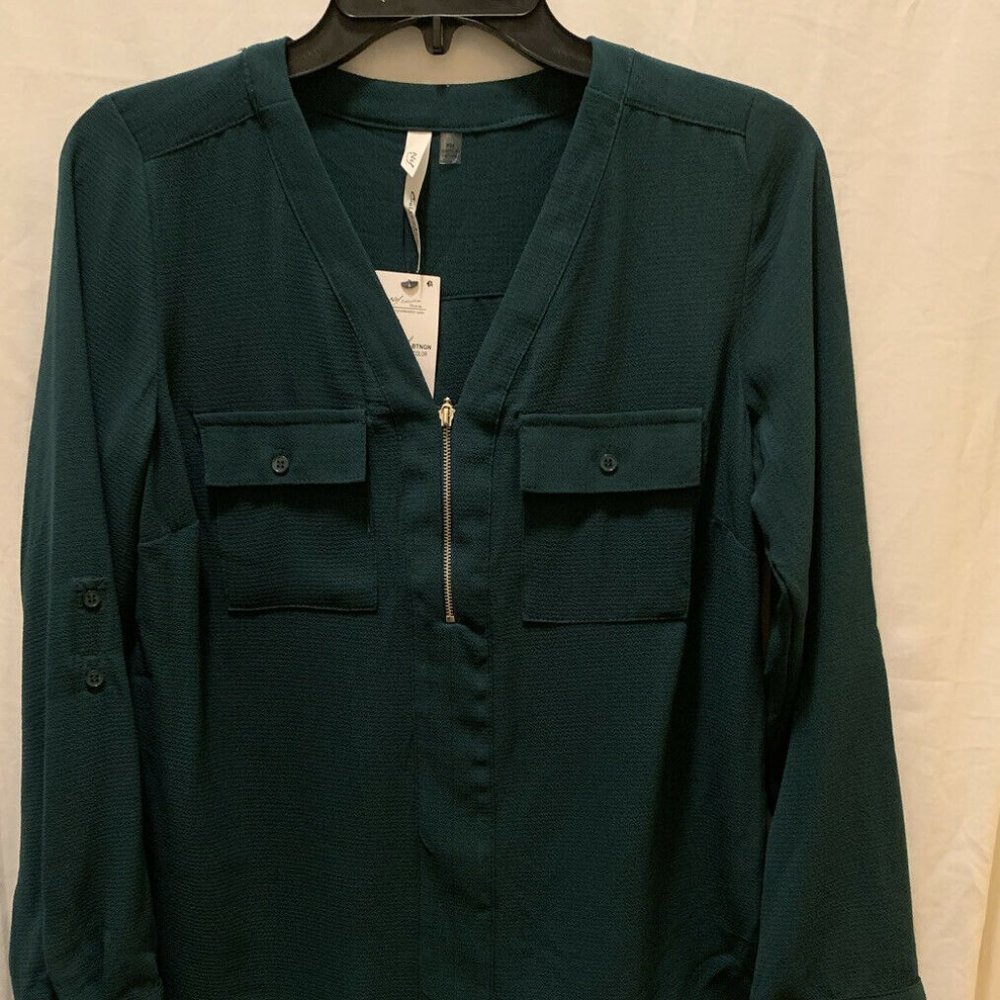 NY Collection Petites Size Medium Top  A80